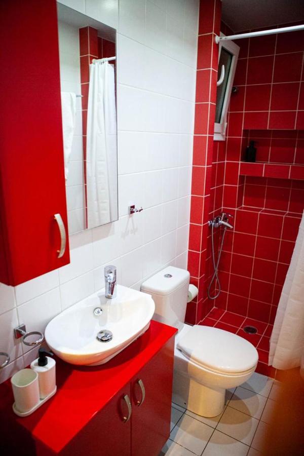 Warm & Trendy Apartment Athens